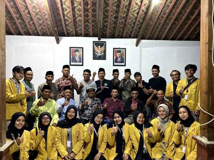 KKN MAHASISWA DAN MAHASISWI UNSOED PURWOKERTO DI DESA PURWOSARI